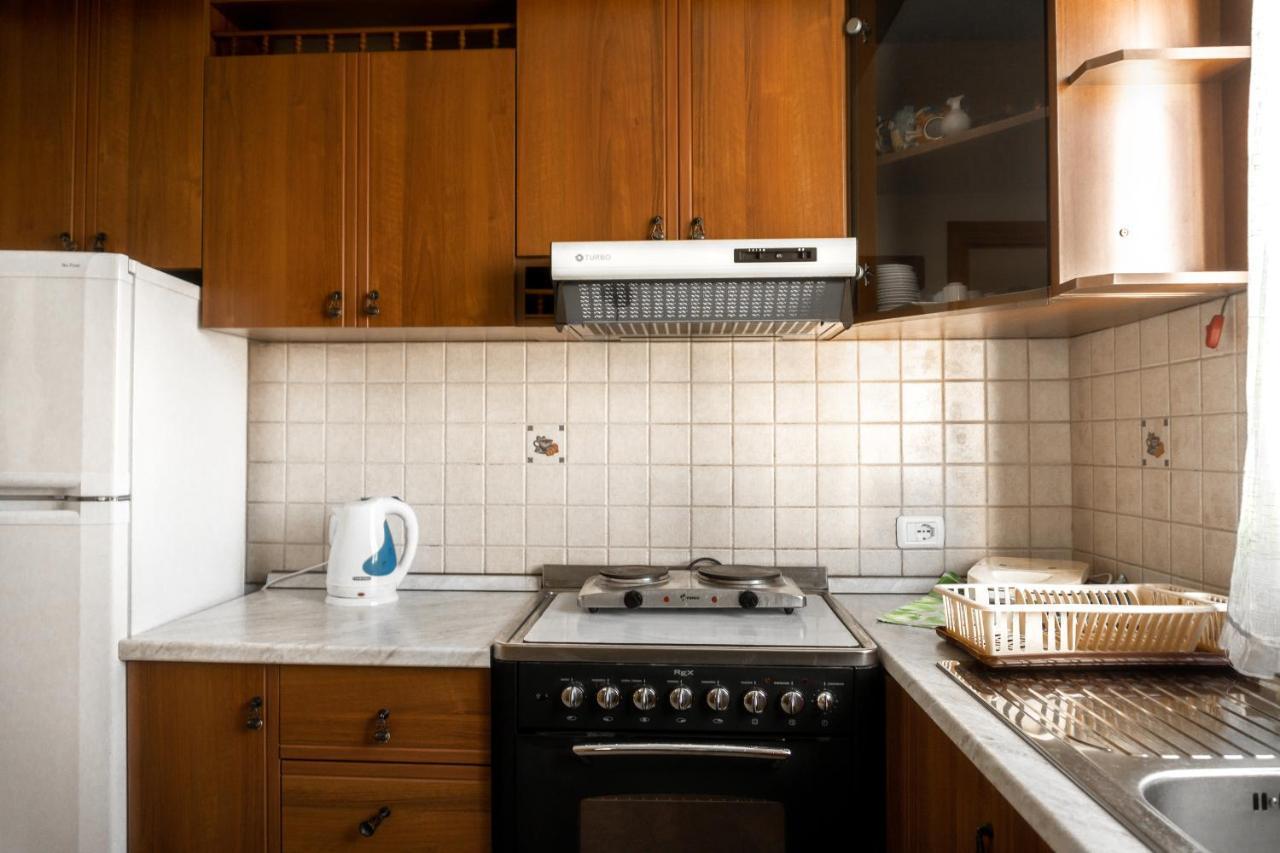 City Center Two Private Bedrooms Near Scanderbeg Square On Shared Apartment Tirana Kültér fotó